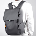 Mochila impermeable para computadora portátil con estilo para hombres de negocios al aire libre