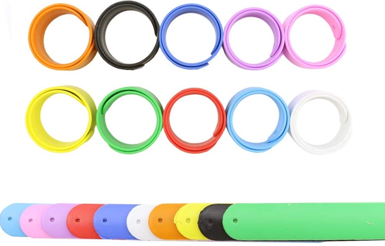 LATERN 100Pcs Slap Band Slap Bracelets, Snap Bands Party Favors With