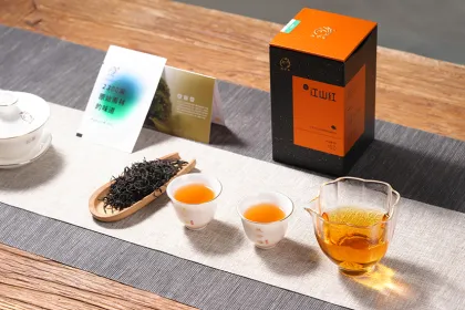 Prosperous Rivers And Hills Red Tea