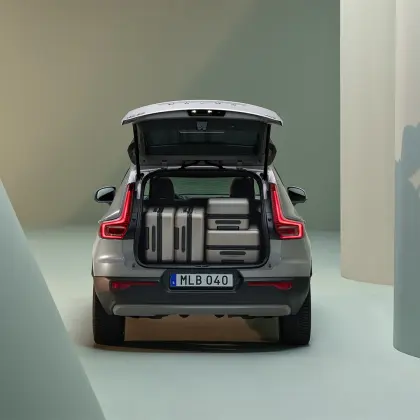 2024 Volvo XC40: High-Performance 48V Mild Hybrid SUV - In Stock New Energy Vehicle