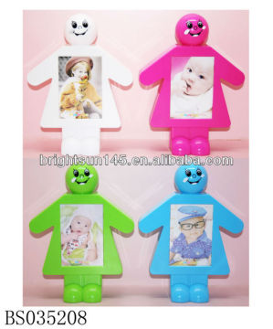 Smiling face money tank picture frame