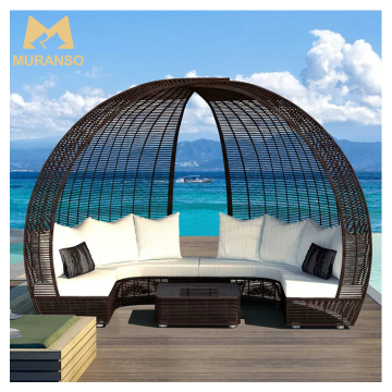 Rattan Sun Lounger Garden Chair for Outdoor Daybed in Villa Courtyard and Swimming Pool