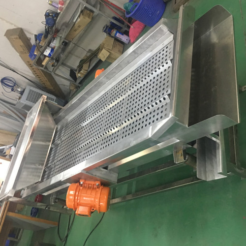 Fruit and vegetable processing vibration screen machine