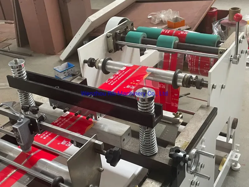 High Speed Shrink Sleeve Film Cutting Machine