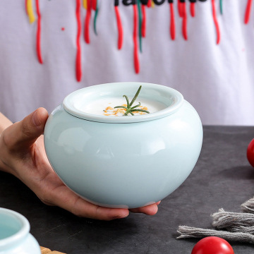 Ceramic Stew Pot with Steaming Jiajia Soup