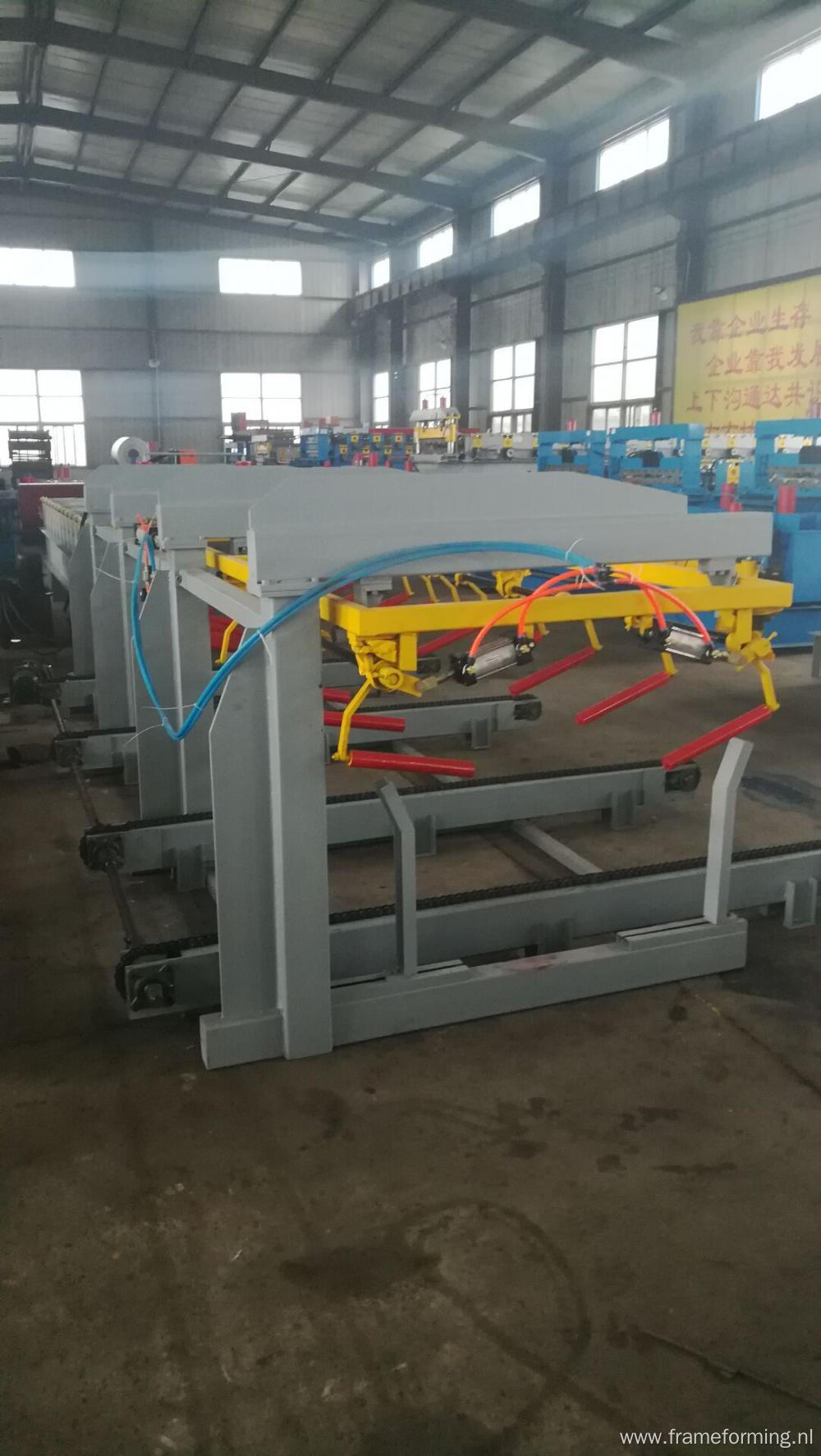 Automatic roof sheet stacker