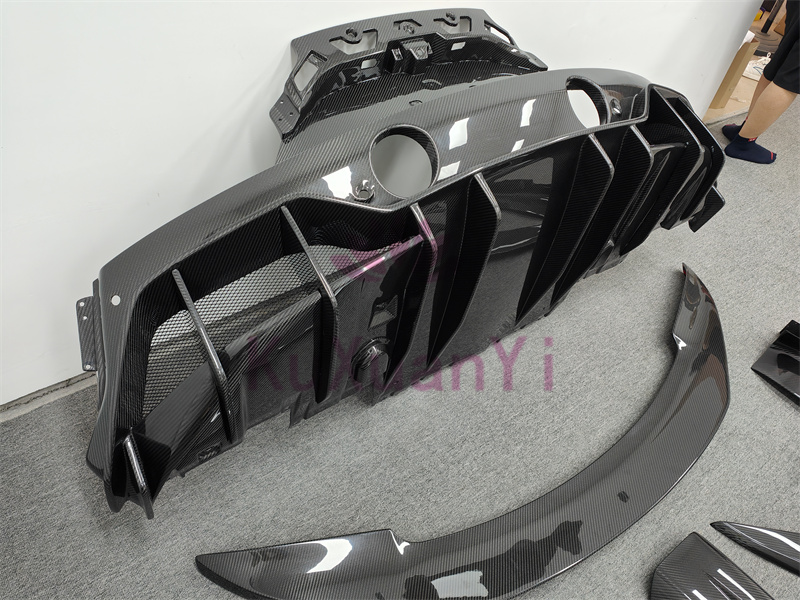 Dry Carbon Fiber Front Lip Spoiler Diffuser Kit For Maserati Mc20, High ...