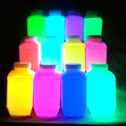 Glowing paint powder free samples