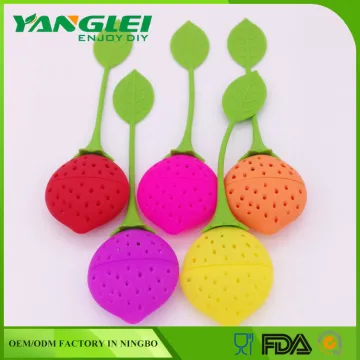 YANGLEI YL-149 strawberry tea infuser silicone tea cup with strainer