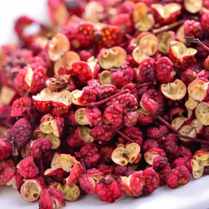 China Supplier Cooking Ingredient Organic Spicy Taste Dried Sichuan Peppercorns