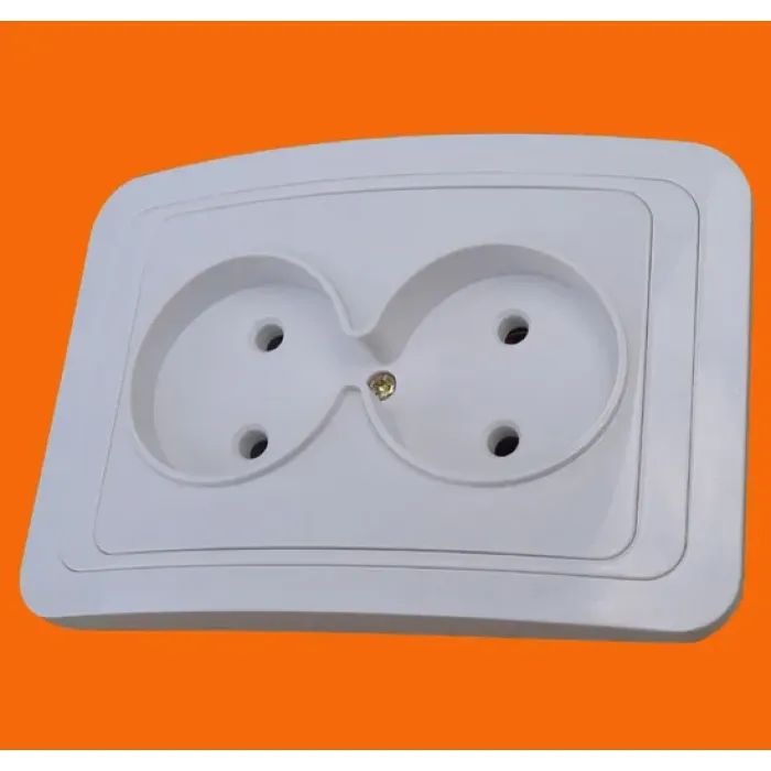 Настенная розетка для скрытого монтажа с пластиковым основанием (F2210P)