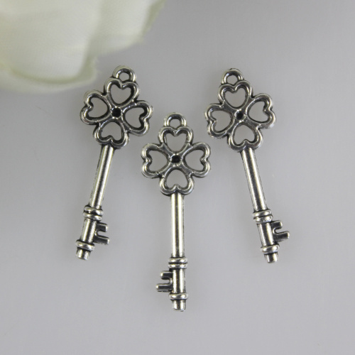 Wholesale 200 Pieces Vintage Color Metal Key Shape Charm Pendants