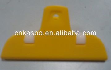 Klip plastik 100mm