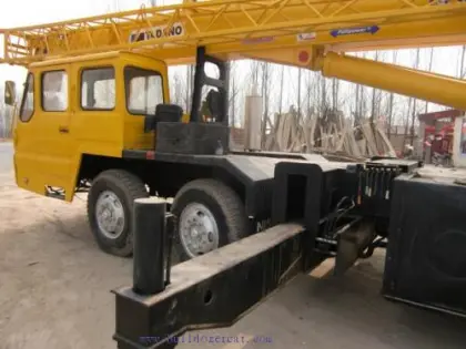 Used 35T crane TADANO