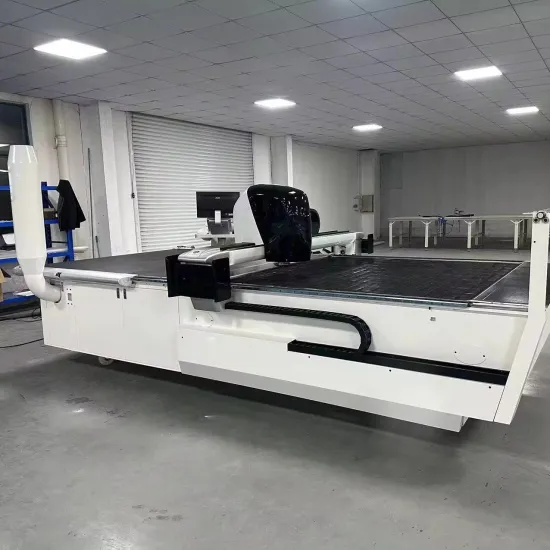 Heavy Duty Intelligent Cloth Cutting Machine by Professional Manufacturers