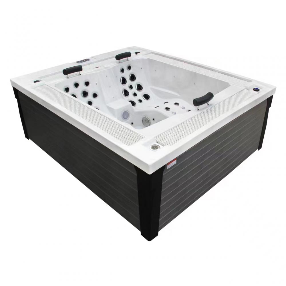 3 Person Acrylic Hot Tub Outdoor Spa