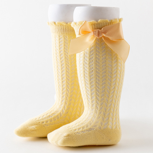 Calcetines hasta la rodilla de bebé de encaje más nuevos para niña