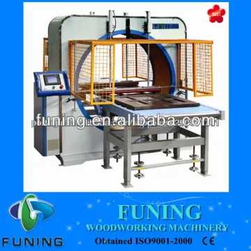 Wood packing machine
