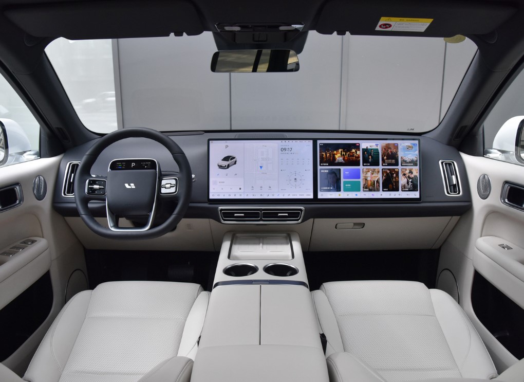 2024 Lixiang L8 Extended Range Car Pro SUV Lixiang Hybrid Avto Electric Vehicle5