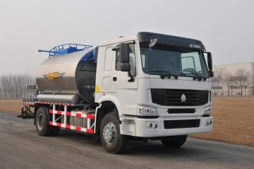 Construction equipment asphalt distributor
