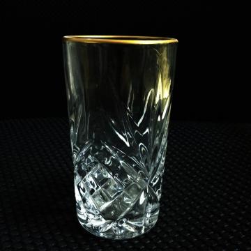 Coupez le verre de roches à l&#39;ancienne double