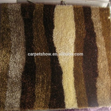 Shaggy area rug for living room