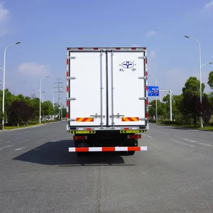 DongfengTianjin KR Double Bed Refrigerated Transport Vehicle