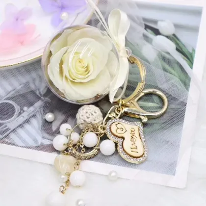 Wholesale Fashionable Everlasting Rose Keychain