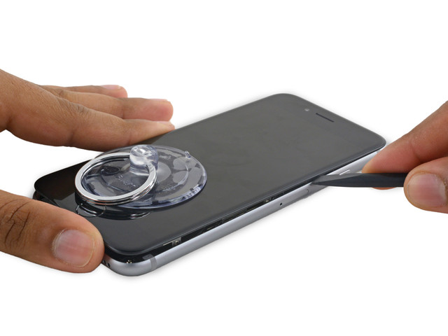iPhone battery repairing