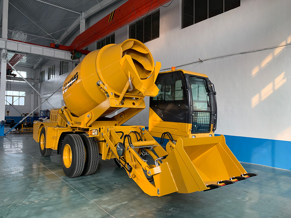 self-loading-concrete-mixer-machine