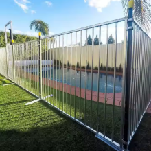 Painéis temporários da piscina