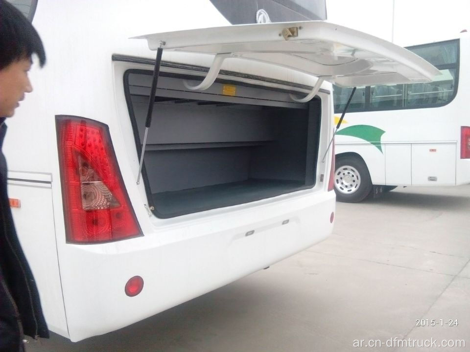 حافلة Dongfeng Coach مع 35 + 2 مقعد