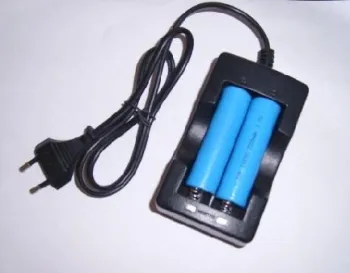 Europe Plugs Independent Charger for Two 18650/14500 Batteries