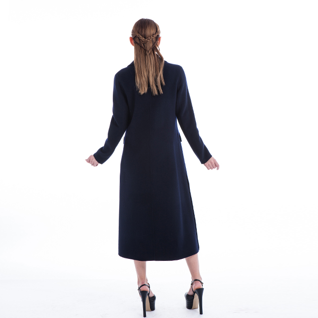 Pure cashmere overcoat in winter