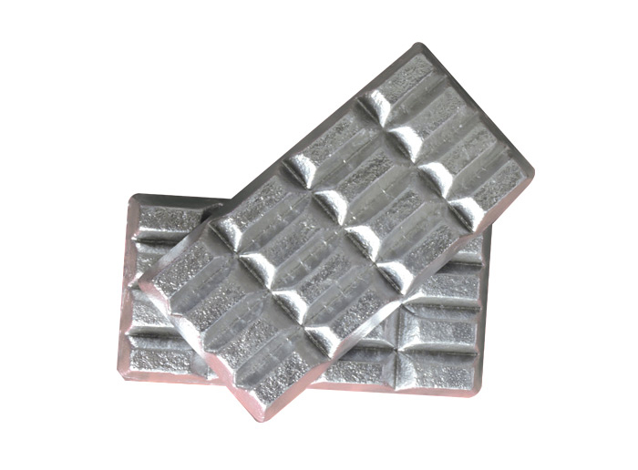 AlMn intermediate alloy