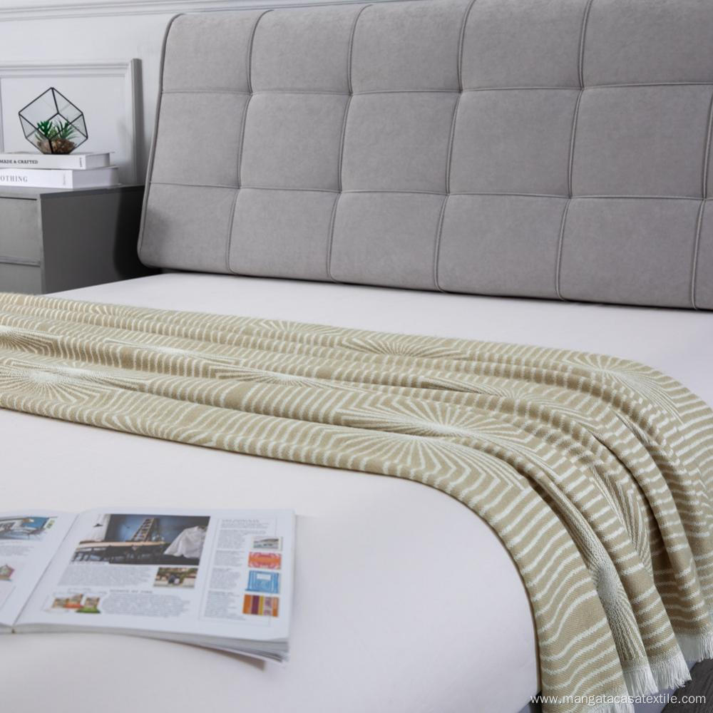 Lightweight Super Soft Woven Blanket with Tassel