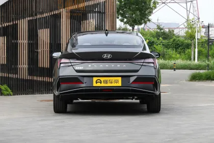 2024 Hyundai Elantra 1.5L CVT GLS: Fuel-Efficient Sedan