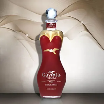 high flint glass red colored 750ml woman shape tequila bottle