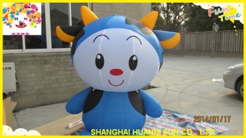 2015 new design lucky cow advertising inflatables
