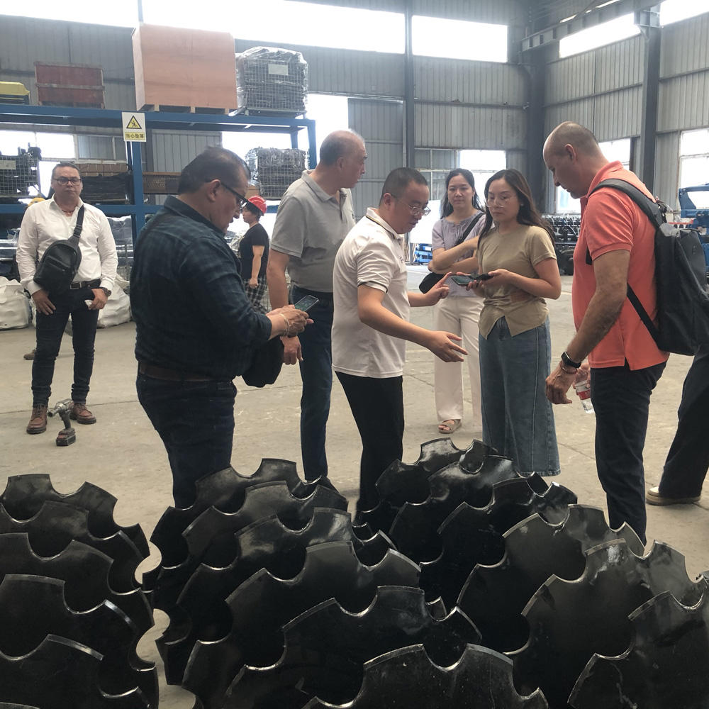 fb61a71c-b365-4020-8724-af80c57e59b8