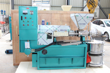 Coconut powder making machine