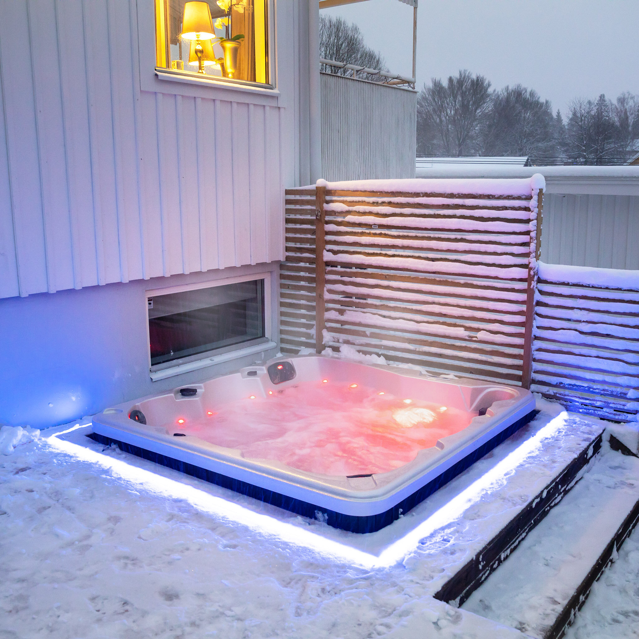 jacuzzi hot tub spa