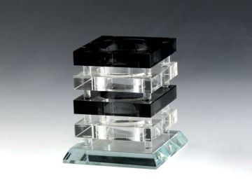 Elegant appearance crystal pen holder with clock