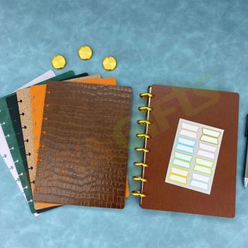 Consejo de puñetazo de cuero de cuero PUS personalizado para la agenda de planificadores con bolsillo - Junior A5 Half Letter Size