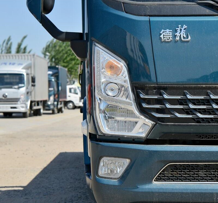 SHACMAN Light Truck