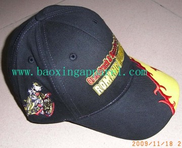 6 panel low profile cap in bicolour