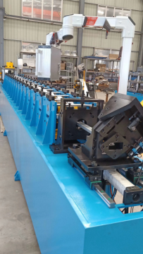C-shaped steel profile making machine