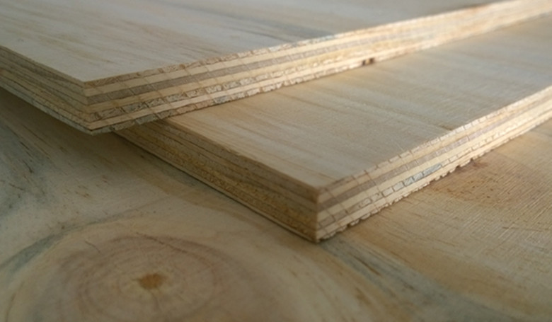 Pine Plywood (PW-HT02)