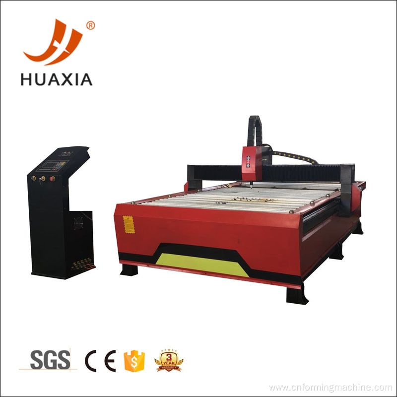 CNC plasma cutting equipment cut metal sheet