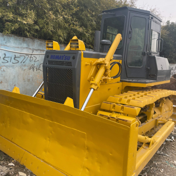 Used Kumatsu D65EX 19.5 Tons Bulldozer - 90% New, Original Japanese with EPA and CE Certification